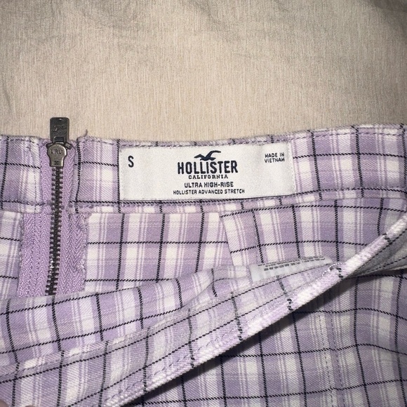 Hollister Plaid Purple Skirt Size Small - Picture 3 of 3